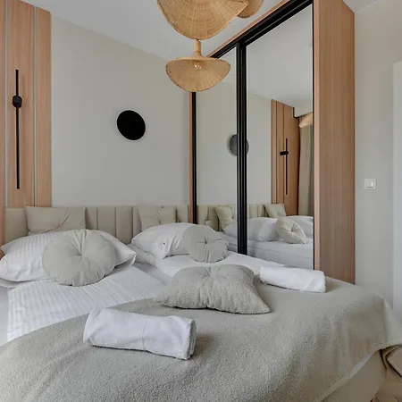 Horizon Sauna & Jacuzzi & Parking 2 By Grand Apartment *