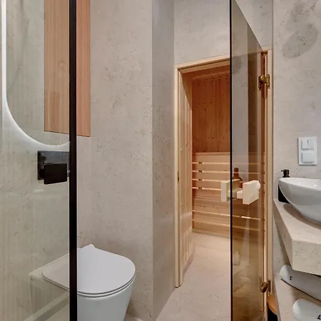 Horizon Sauna & Jacuzzi & Parking 2 By Grand Gdansk