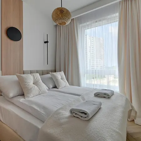 Horizon Sauna & Jacuzzi & Parking 2 By Grand Apartment