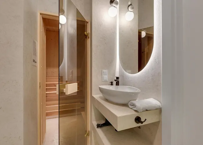 Horizon Sauna & Jacuzzi & Parking 2 By Grand Apartman *