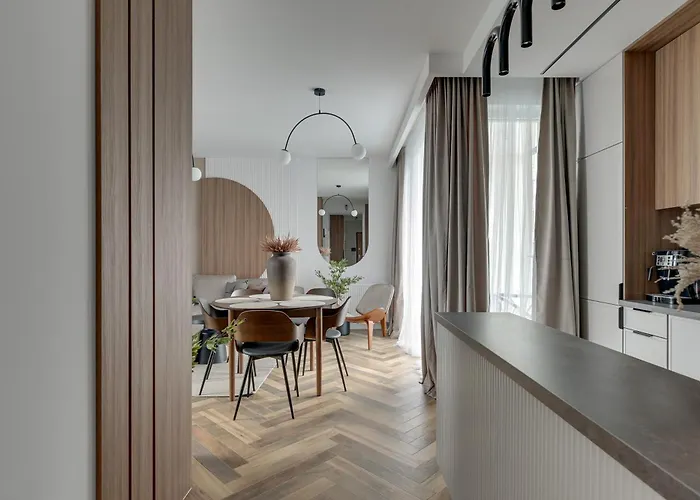 Horizon Sauna & Jacuzzi & Parking 2 By Grand Apartman
